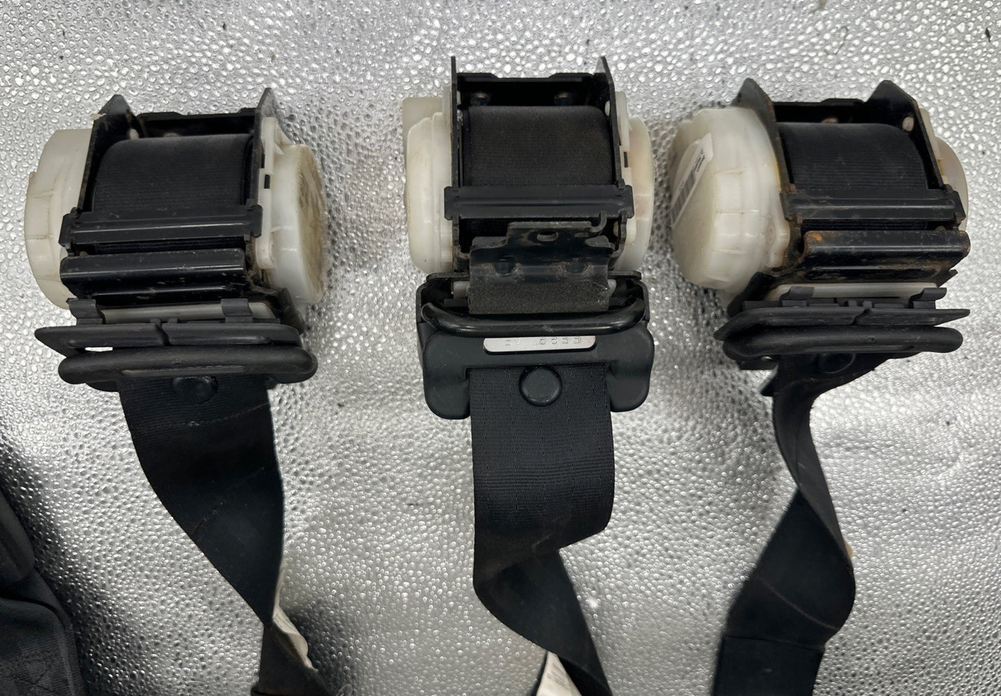 Nissan ER34 Skyline 4-Door Rear SeatBelt Set of 3 NSB053NK067 NSB053NK069(9132)