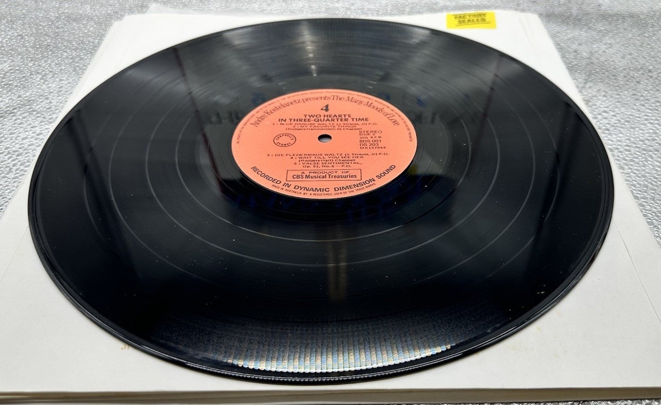 Andre Kostelanetz : Presents The Many Moods Of Love Record In OK Condition 7679