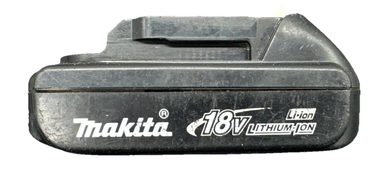 Makita DEAD BATTERY SOLD FOR PARTS BL1815 Li-ion In Good Condition 9077