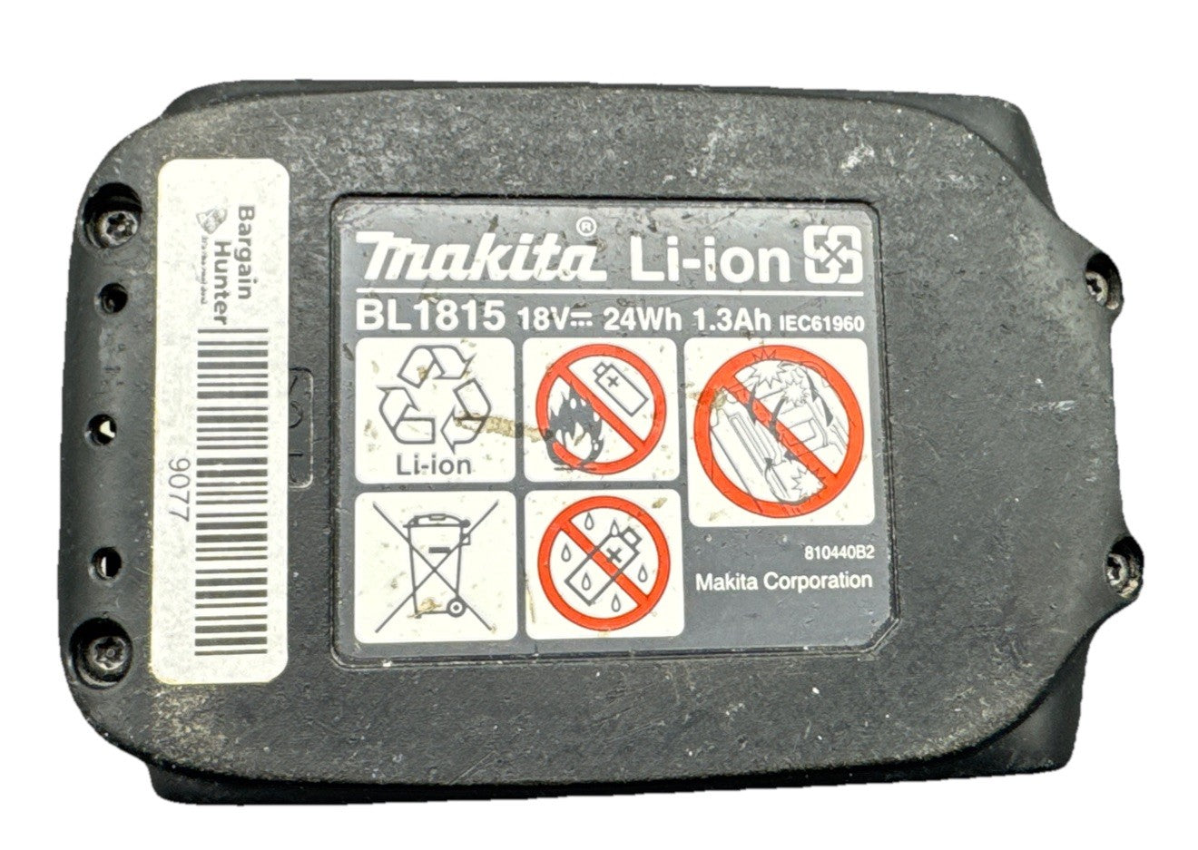Makita DEAD BATTERY SOLD FOR PARTS BL1815 Li-ion In Good Condition 9077