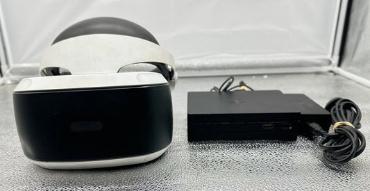 Sony Playstation 4 PS4 Virtual Reality VR Headset CUH-ZVR2 17m4 In GC 4984