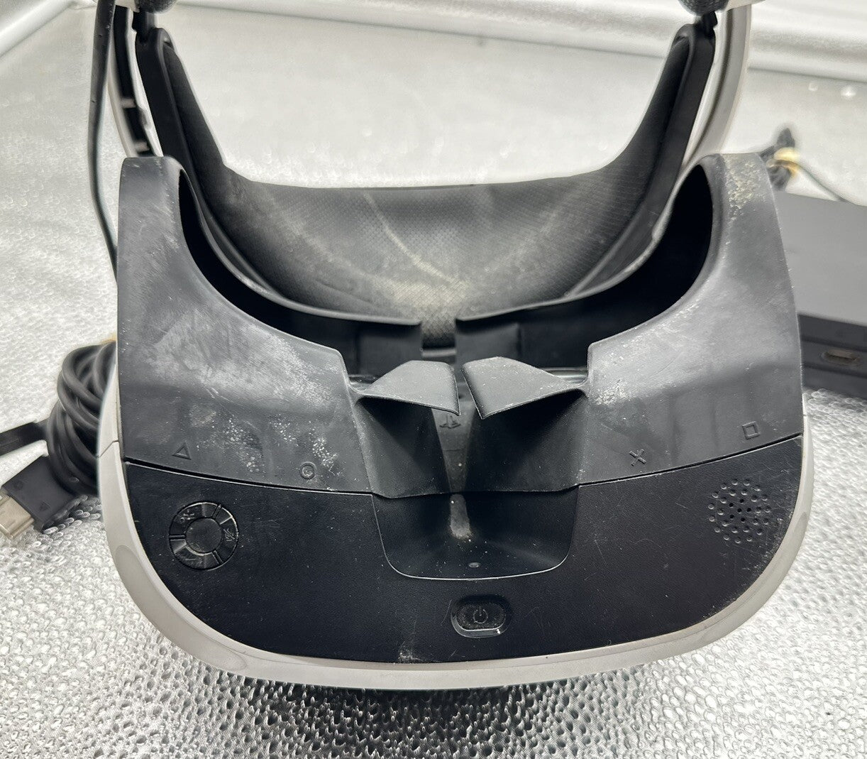 Sony Playstation 4 PS4 Virtual Reality VR Headset CUH-ZVR2 17m4 In GC 4984
