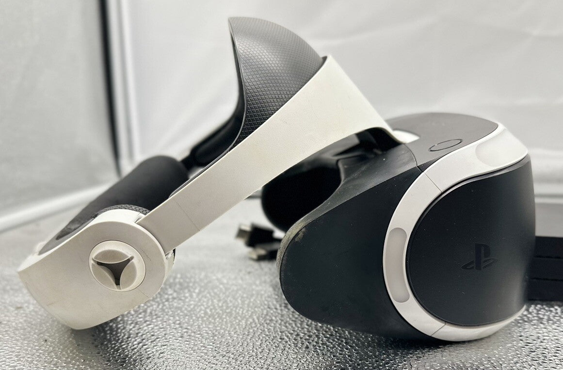 Sony Playstation 4 PS4 Virtual Reality VR Headset CUH-ZVR2 17m4 In GC 4984
