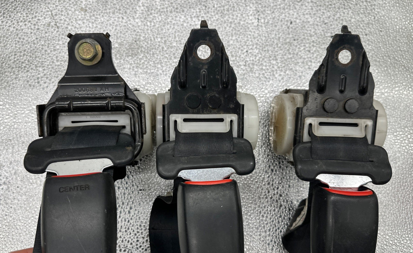 Nissan ER34 Skyline 4-Door Rear SeatBelt Set of 3 NSB053NK067 NSB053NK069(9126)