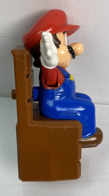 Super Mario Nintendo Mario block Chair Hand Moving Figure 10cm In VGC 2782