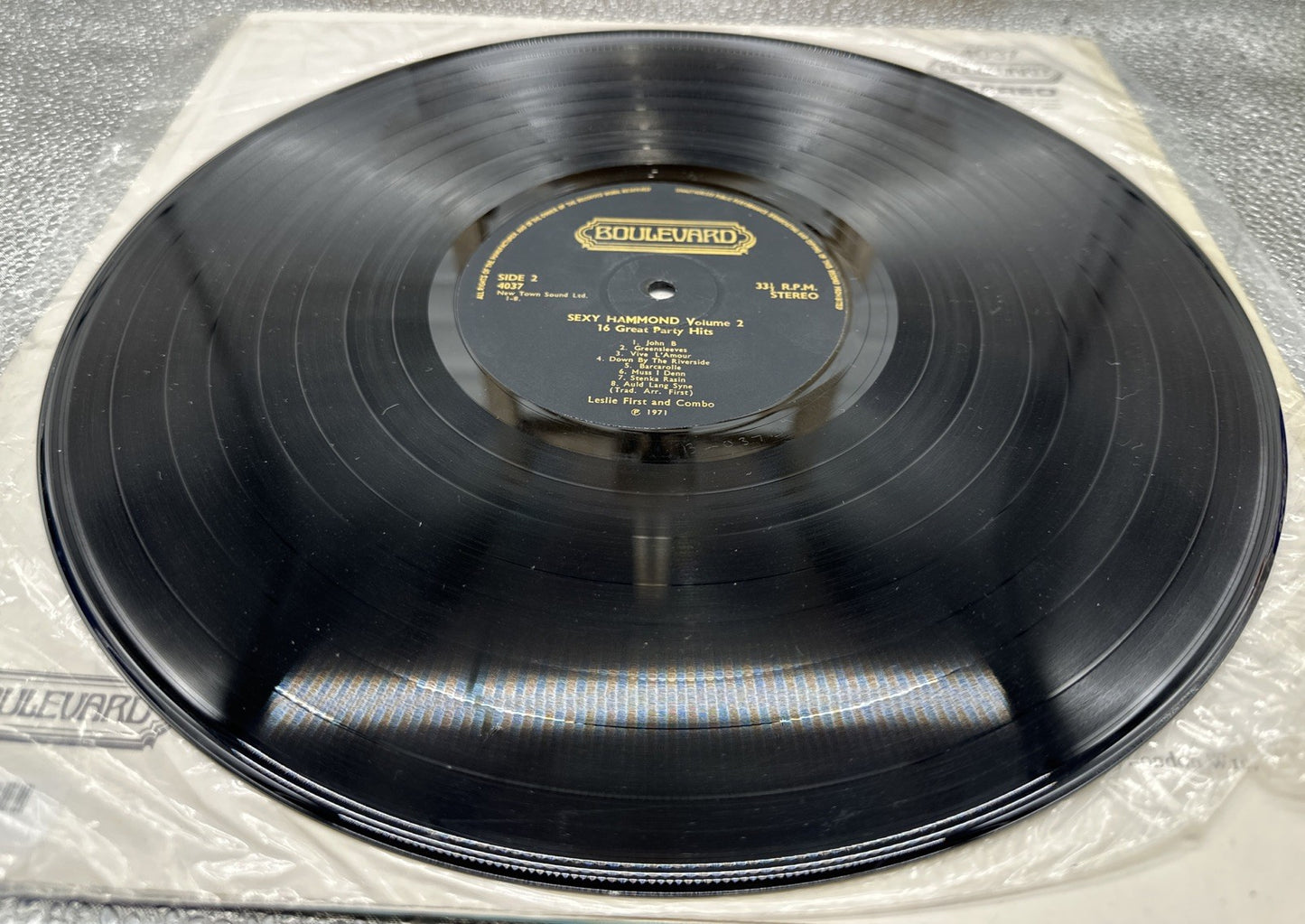 Sexy Hammond - 16 More Hits Volume 2 Record In Good Condition 6697