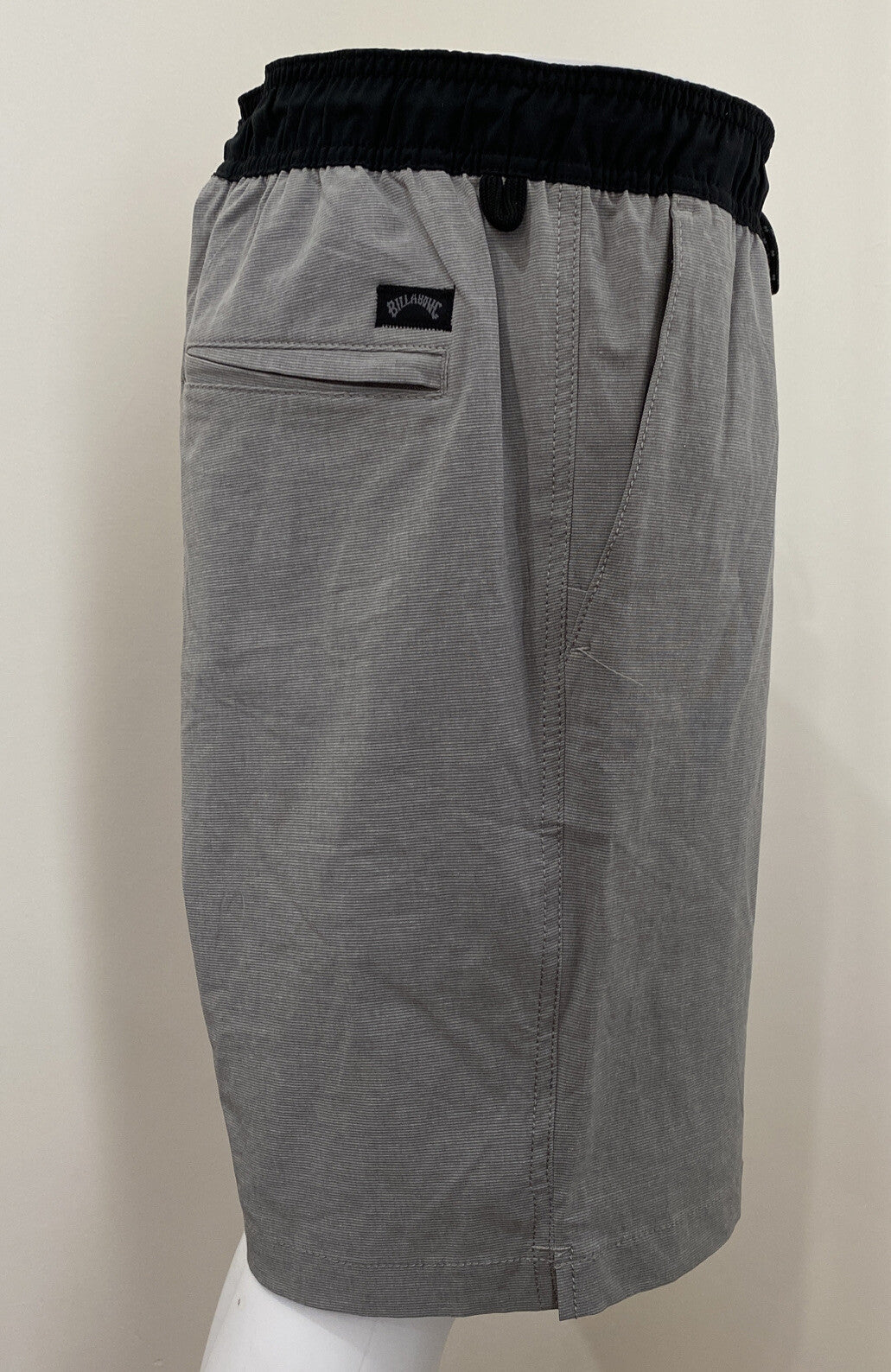 Billabong Recycler Board / Surf / Swimming Shorts XL Size (3330/3325)