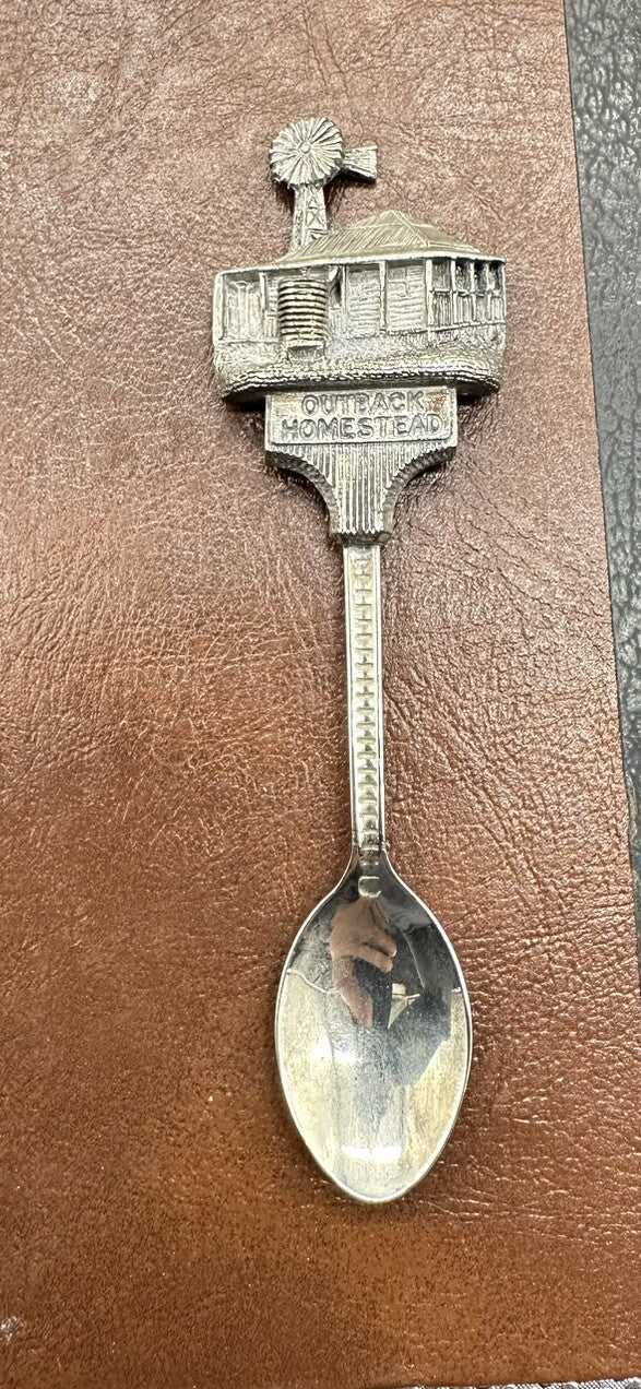 Souvenir Spoon Outback Homestead Australia Silver plated In OK Cond