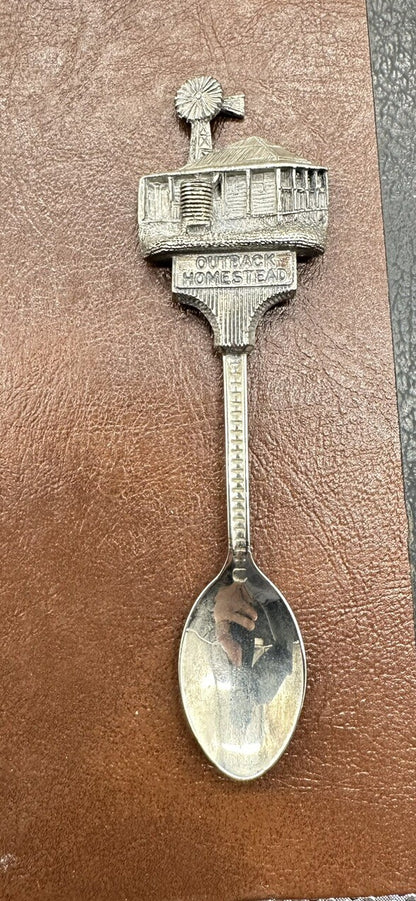 Souvenir Spoon Outback Homestead Australia Silver plated In OK Cond