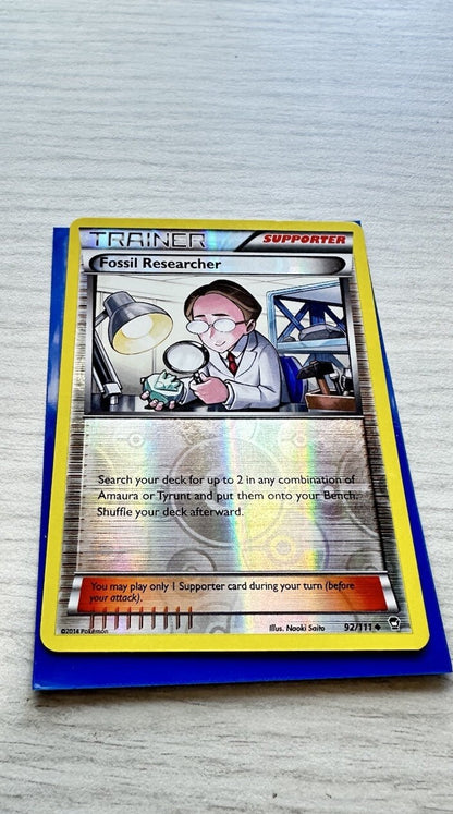 Fossil Researcher Pokemon Reverse Holo Trainer Card Year 2014 (6385)