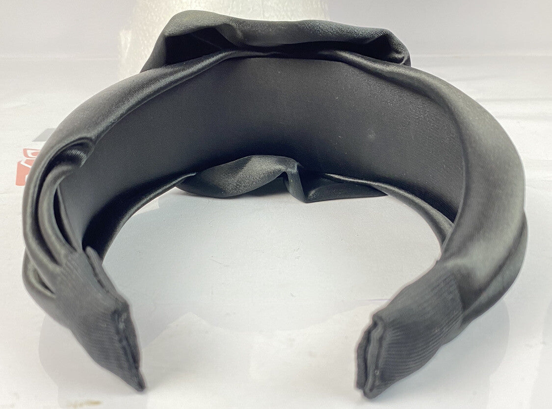 F412 Mimco Black Rose Hair Headband In Good Condition