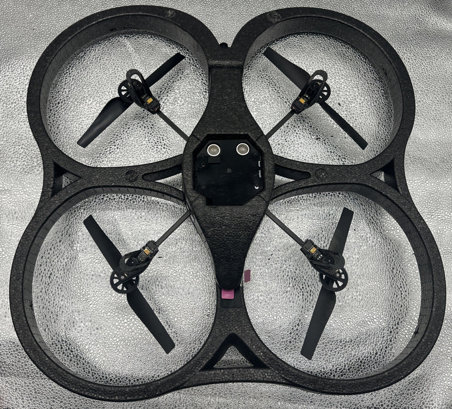AR Parrot Drone The Flying Video Game, 1.0 Quadcopter Air Base In Good Codnition