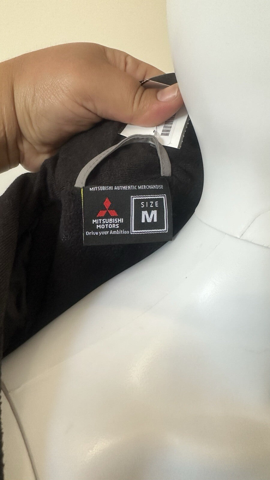 Mitsubishi Triton Jacket, Fleece lined SIZE Medium, BNWT, Black Grey Red 5417
