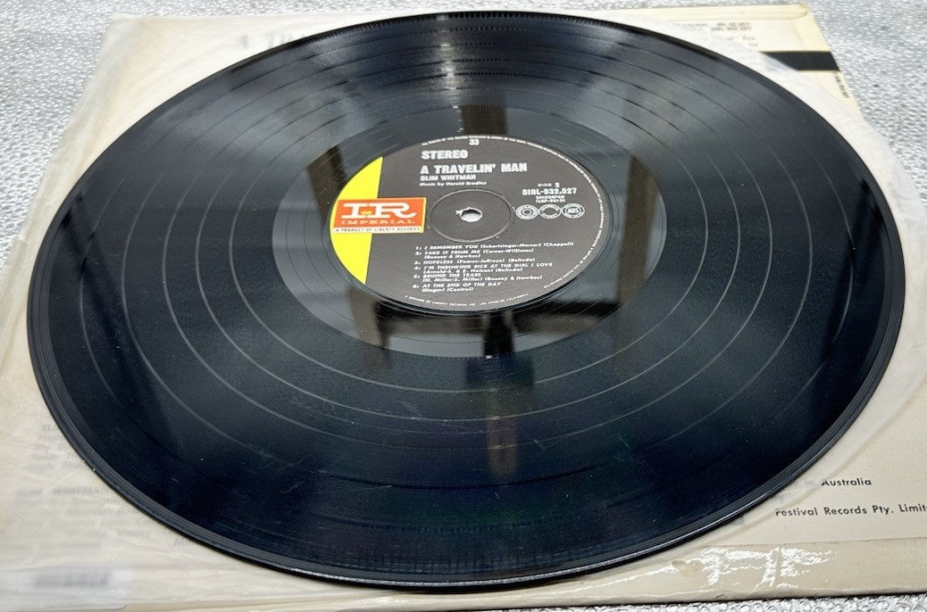Slim Whitman A Travelin Man Record In Good Condition 6749