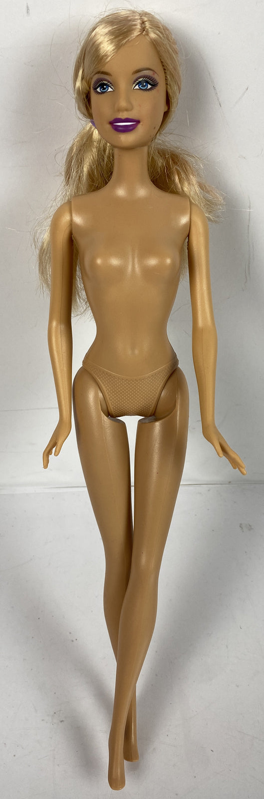 M939/7 Barbie Mattel 2005 Moveable 30cm Figure In Good Condition