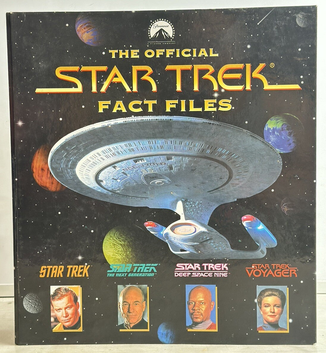 The Official Star Trek Fact Files - Section 6 - Files 67 to 69  - In OK C - 4691