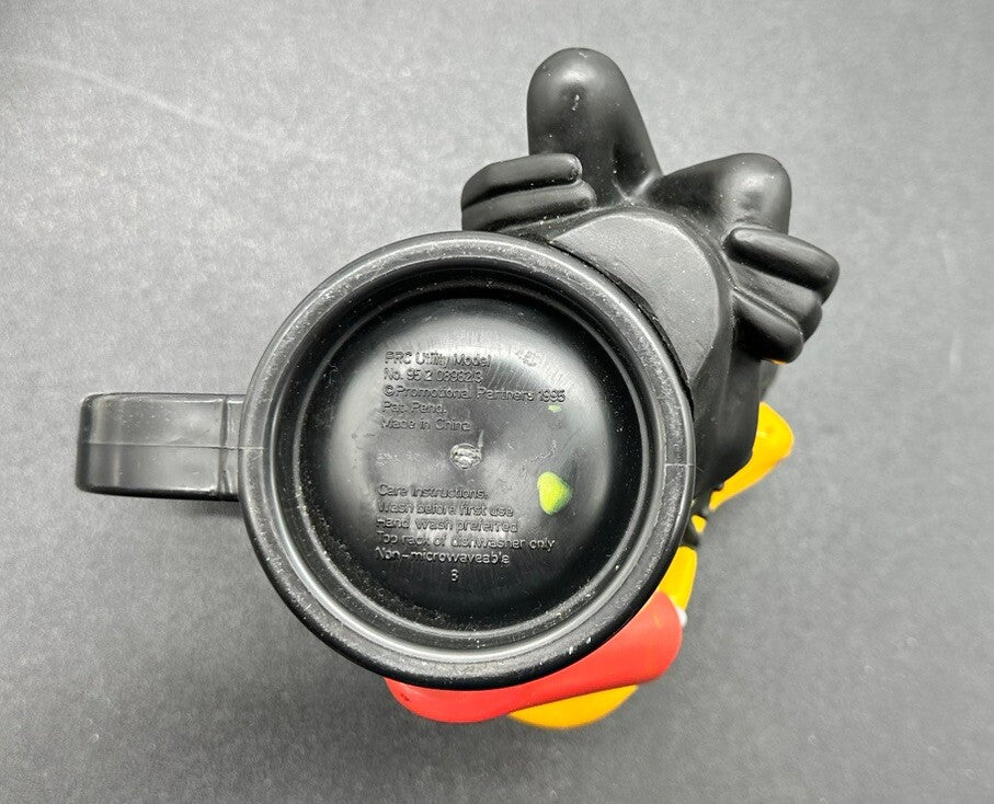 Daffy Duck Looney Tunes Warner Bros 1992 3D Vinyl Cup Mug 8162