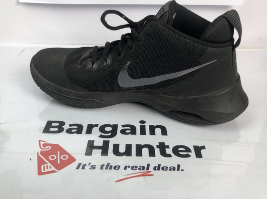 F52 Nike Air Versitile Sneakers Shoes In Black US8.5 UK7.5 In Good Condition