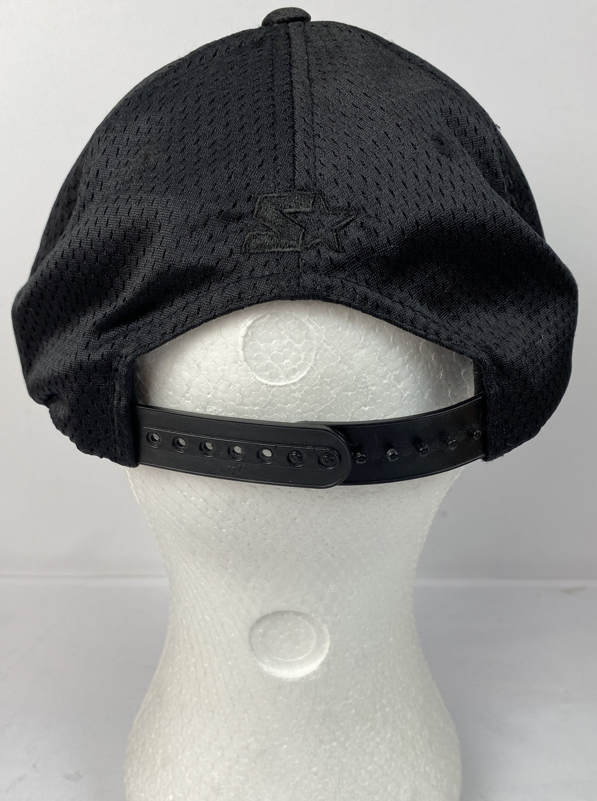 F448 Starter Black Label Baseball Cap / Hat In Good Condition Adjustable Sizing