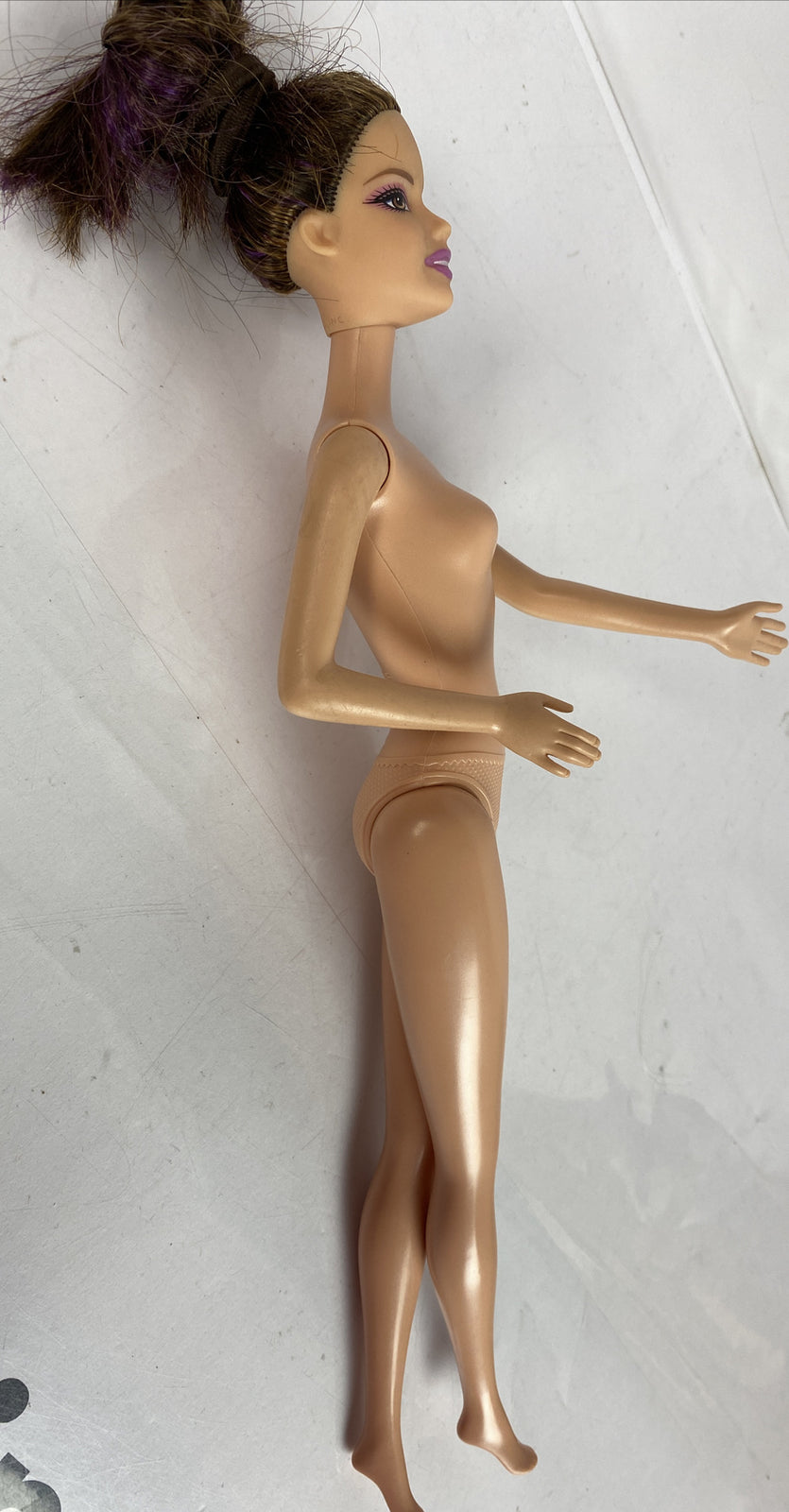 M939/8 Barbie Mattel 2005 Moveable 30cm Figure In Good Condition
