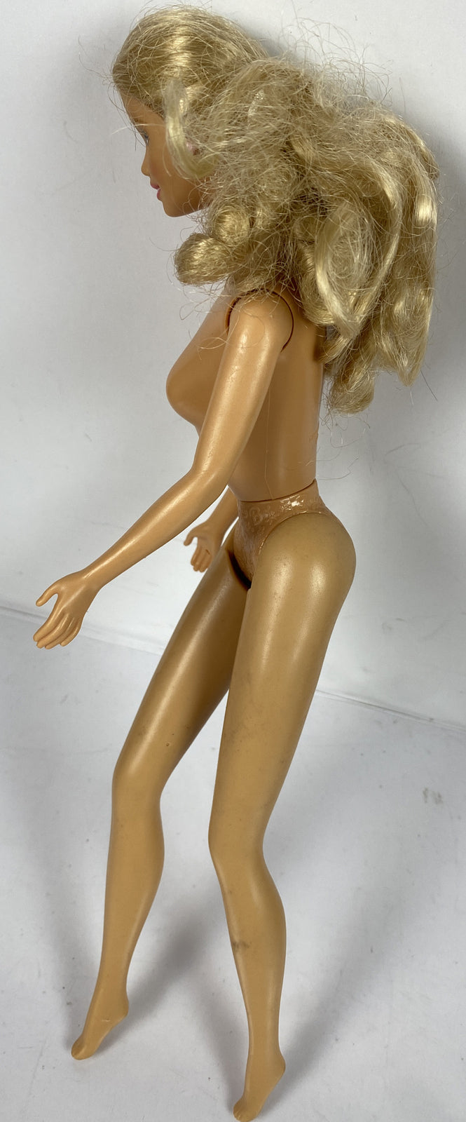 M939/3 Barbie Mattel 1998 Moveable 30cm Figure In Good Condition