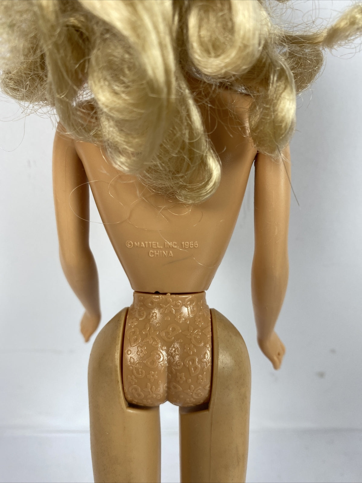 M939/3 Barbie Mattel 1998 Moveable 30cm Figure In Good Condition