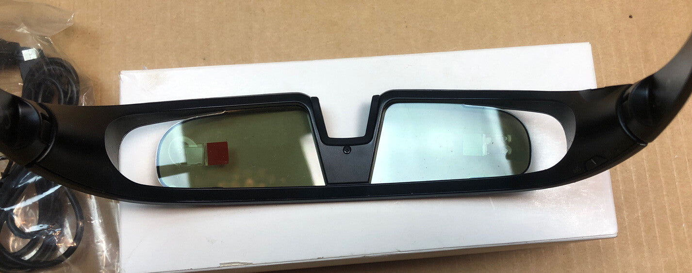 Toshiba 3D Glasses FPT-AG02 Cinema 3D in good condition