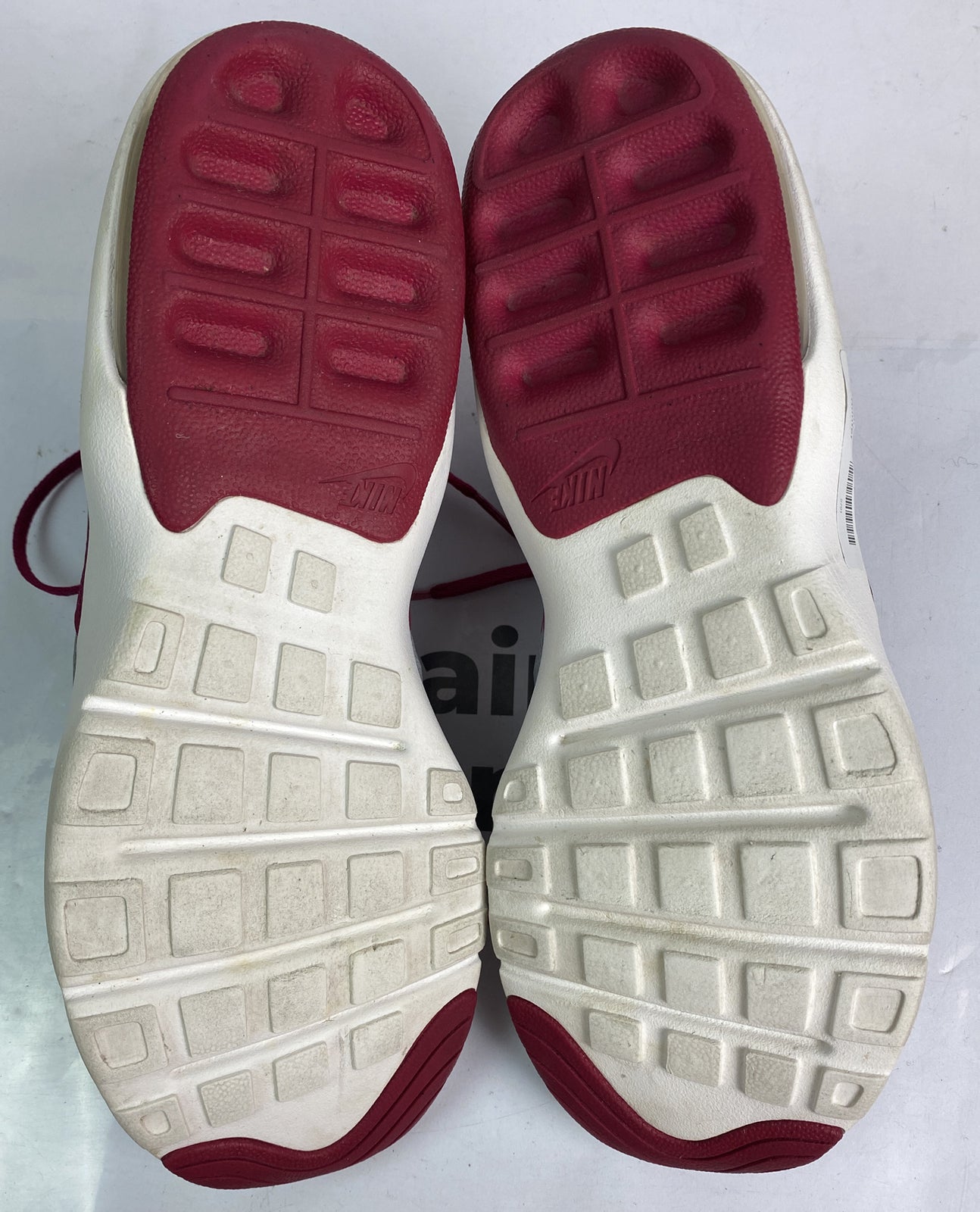 2791 Nike Air Sliver And Pink Shoes US 11 UK 8.5 In Good Condition