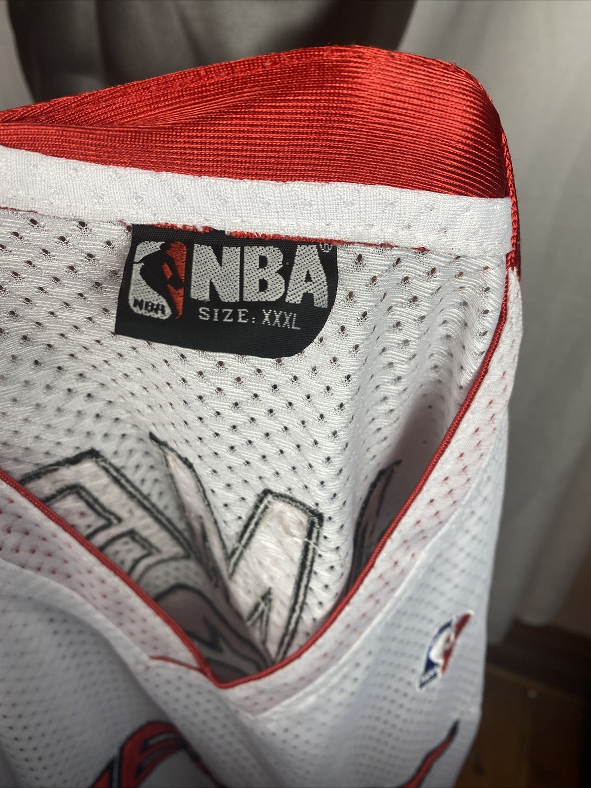 LEBRON JAMES MIAMI HEAT SWINGMAN NBA BASKETBALL JERSEY #6 - SIZE 3XL F279