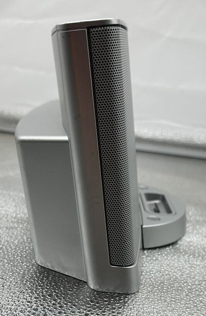 Bose SoundDock Series II, Apple iPod Dock, Aux, SOLD AS PARTS ONLY NOT WORKING