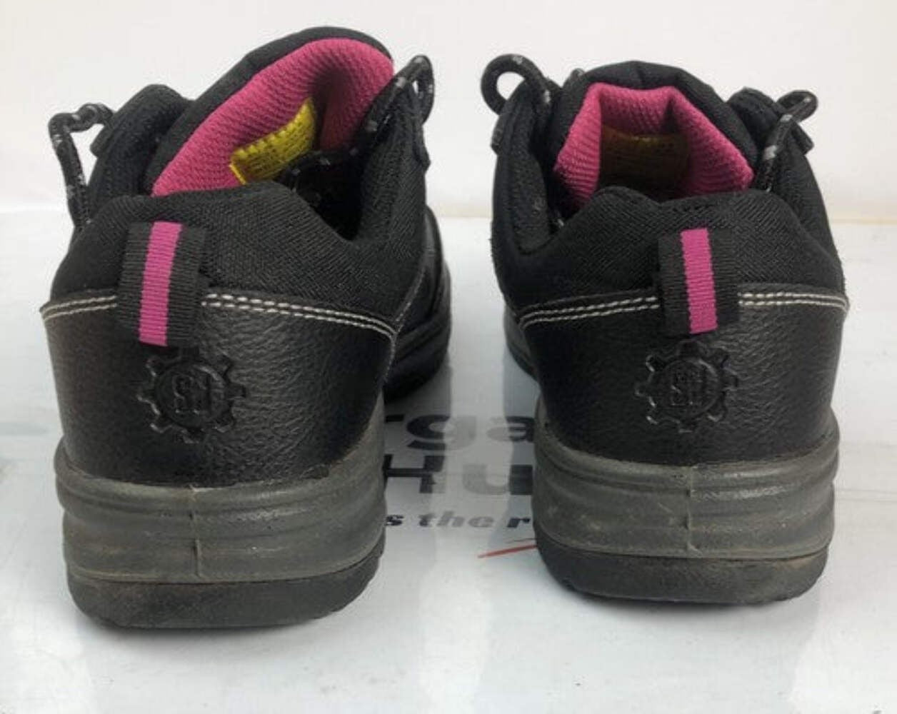 F127 Safety Jogger Heavy Duty Work Shoes Black US 8 UK 5.5 In Good Condition