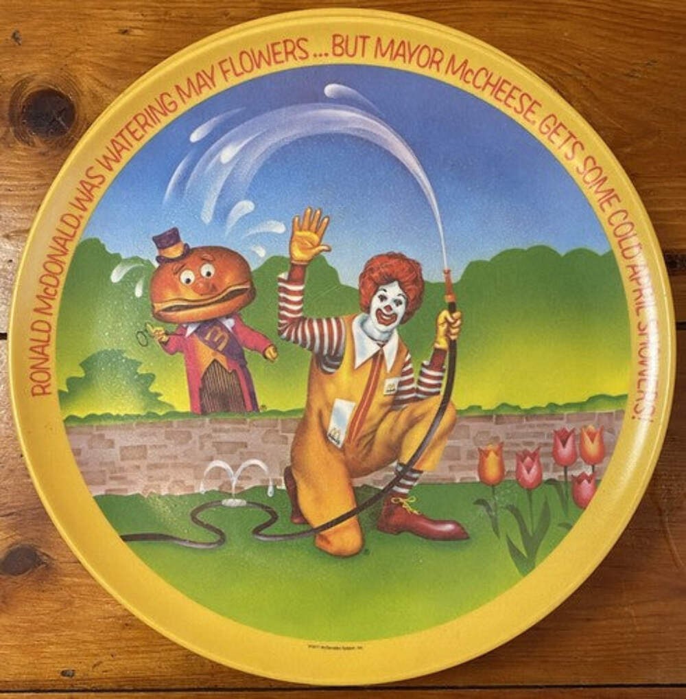 McDonalds Collector Plastic Plate 1977 vintage Ronald and Hamburglar +Free Post