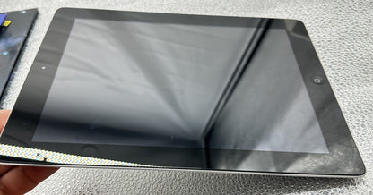 Apple iPad 2 A1395 16GB SOLD AS PARTS ONLY 1668