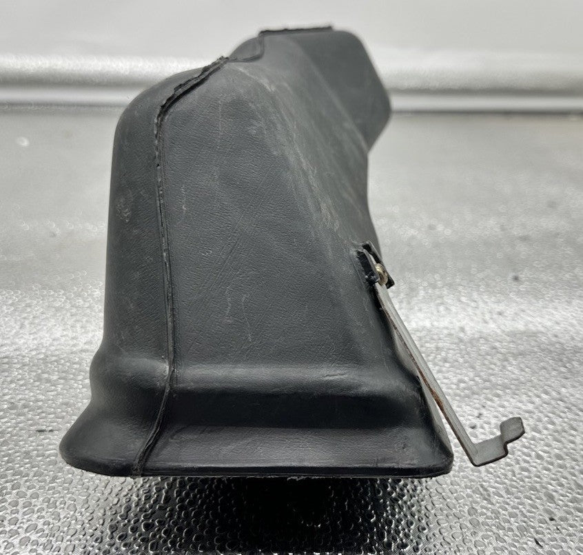 Nissan Skyline R34 Duct 27870 AA000 In Good Condition 9053