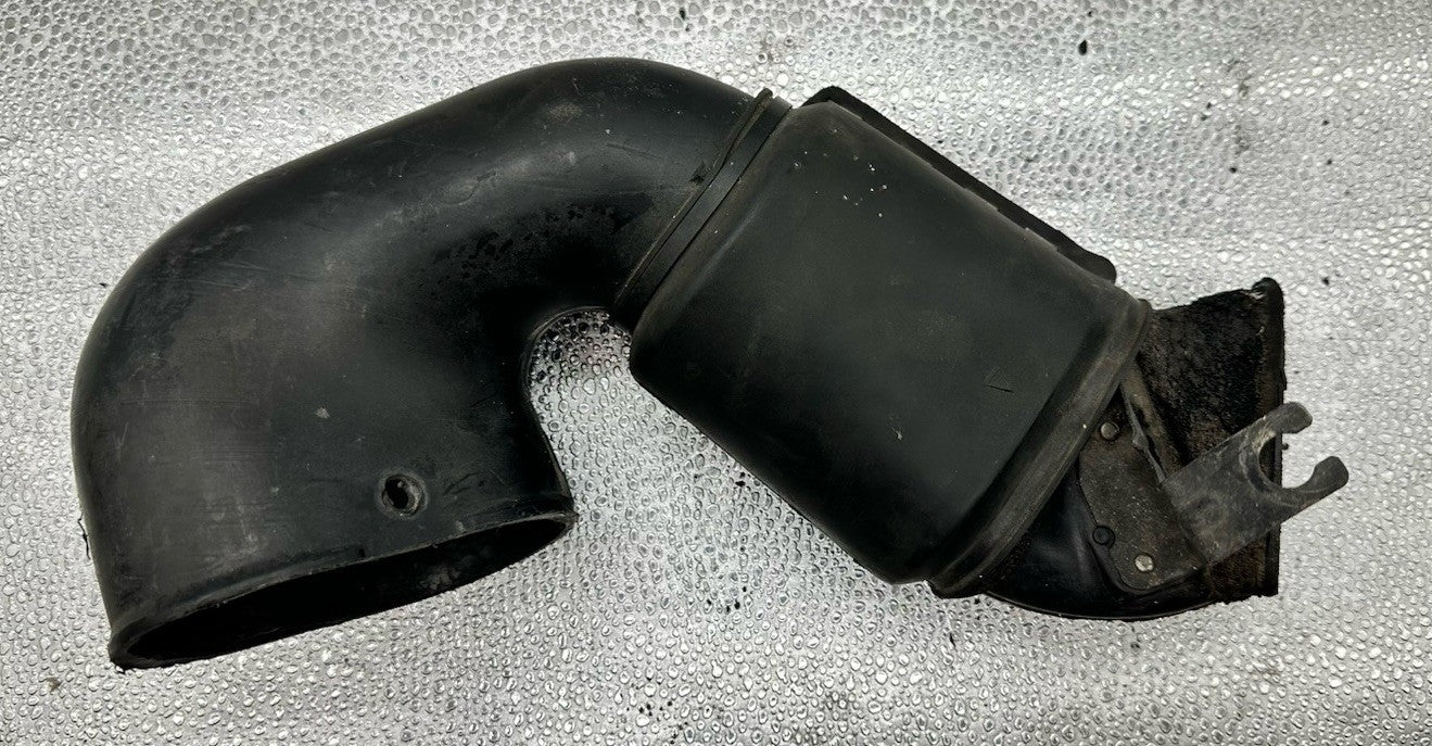 Nissan 180sx / 200sx CA18DT Air Box Duct Assembly In Good Condition 9034