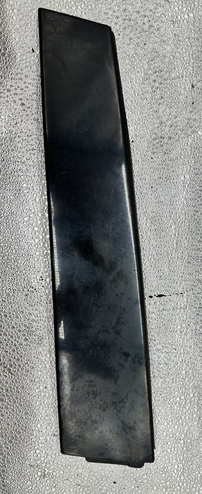 Nissan Skyline R33 Coupe B Pillar Plastic Trim 7689122U00 Brocken Clip 9151