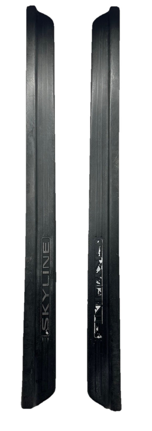 NISSAN SKYLINE GTR BNR R33 2DOOR COUPE SCUFF KICK PLATE FACTORY PAIR 9032/9024