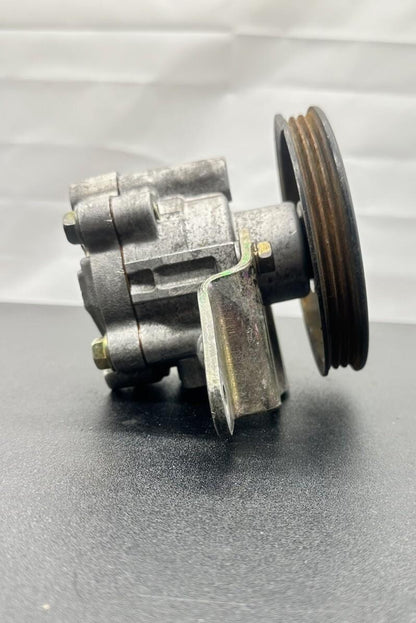 Nissan Silvia S14 S15 SR20DET Power Steering Pump W/ Bracket Missing An Inlet
