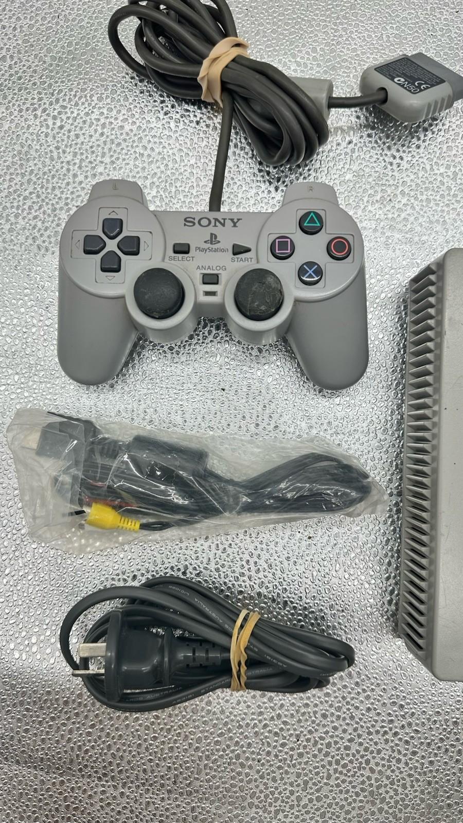 Sony PlayStation One PS1 Console SCPH-1002  In Good Condition 9294
