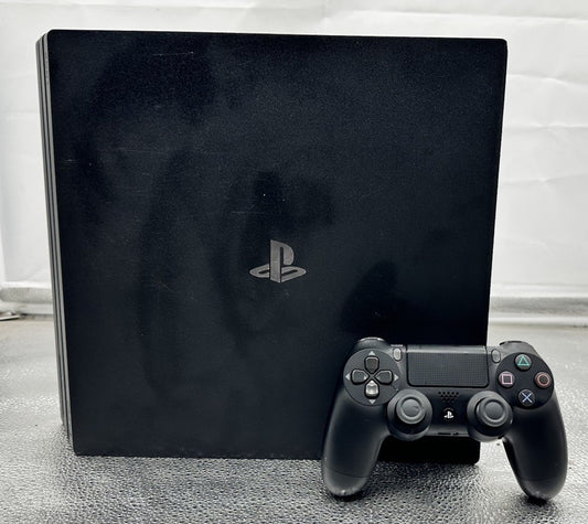 Sony PlayStation Four PS4 Black Console CUH-7202B 1TB In Good Condition 10220