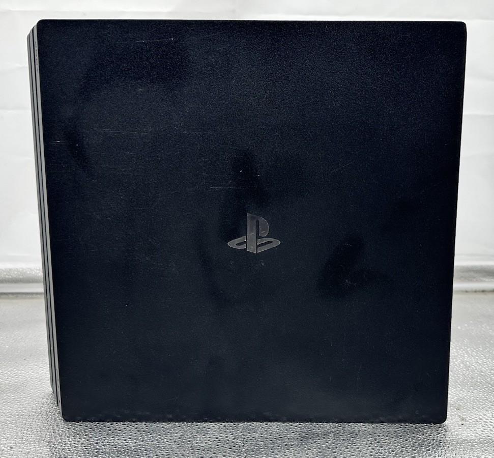 Sony PlayStation Four PS4 Black Console CUH-7202B 1TB In Good Condition 10220