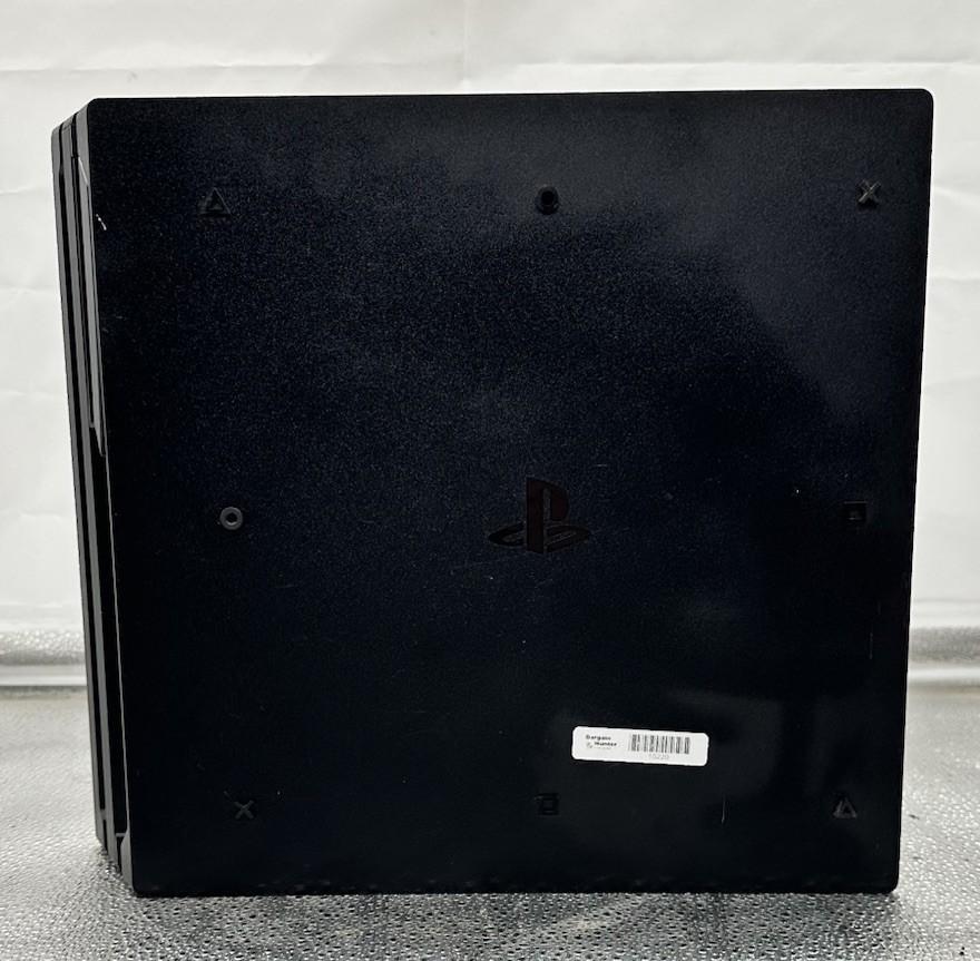 Sony PlayStation Four PS4 Black Console CUH-7202B 1TB In Good Condition 10220