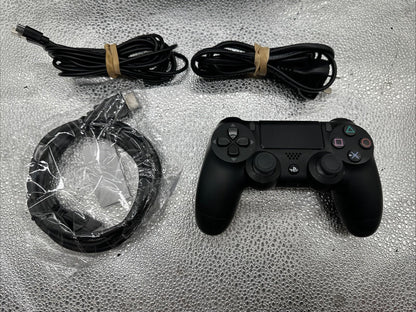 Sony PlayStation Four PS4 Black Console CUH-7202B 1TB In Good Condition 10220