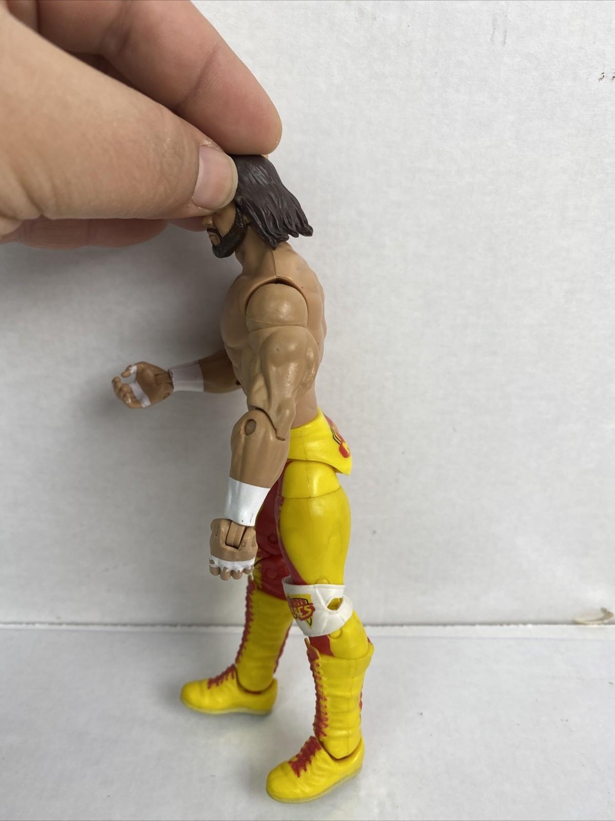 Macho Man Randy Savage Ultimate Maniacs WWE Mattel Elite Action In OK Condition