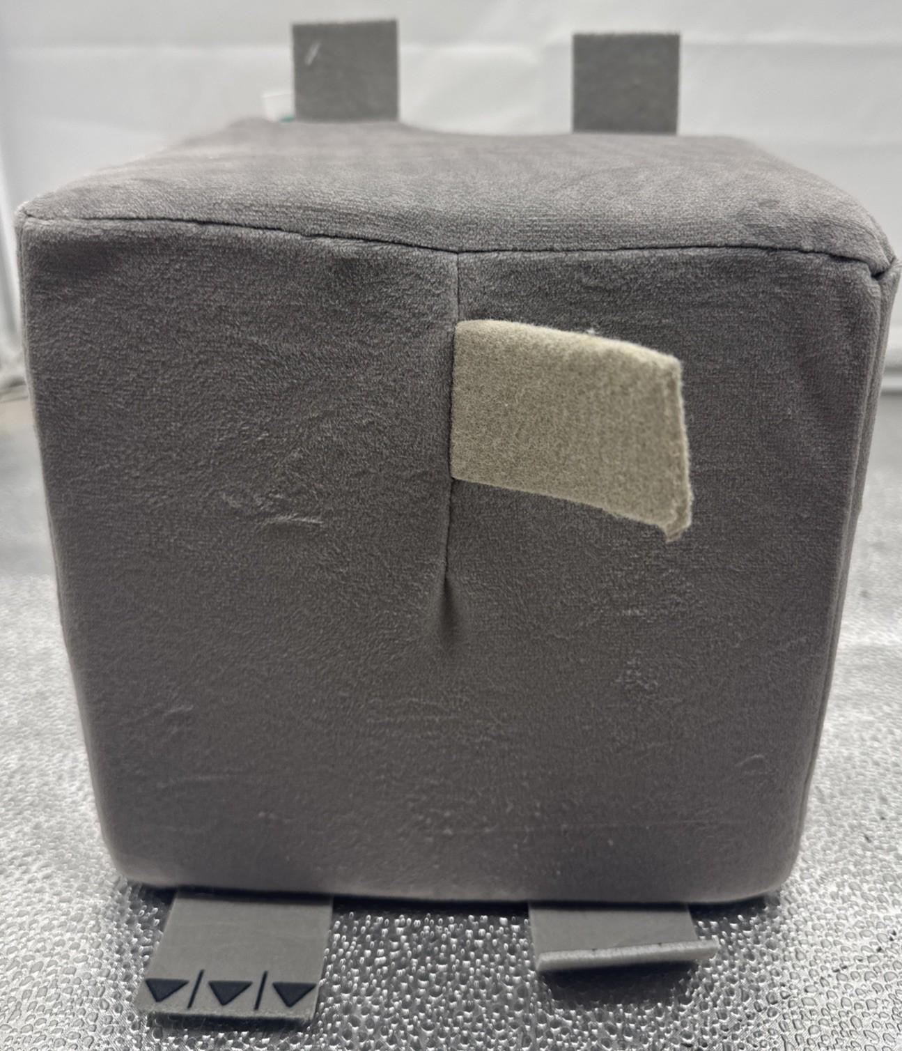 Minecraft Movie Dennis Cube Plush Toy 2025 In Good Condition 9758