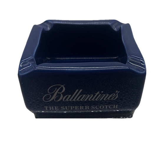 VINTAGE CERAMIC BLUE BALLANTINES THE SUPERB SCOTCH ASH TRAY 11cm (9424)