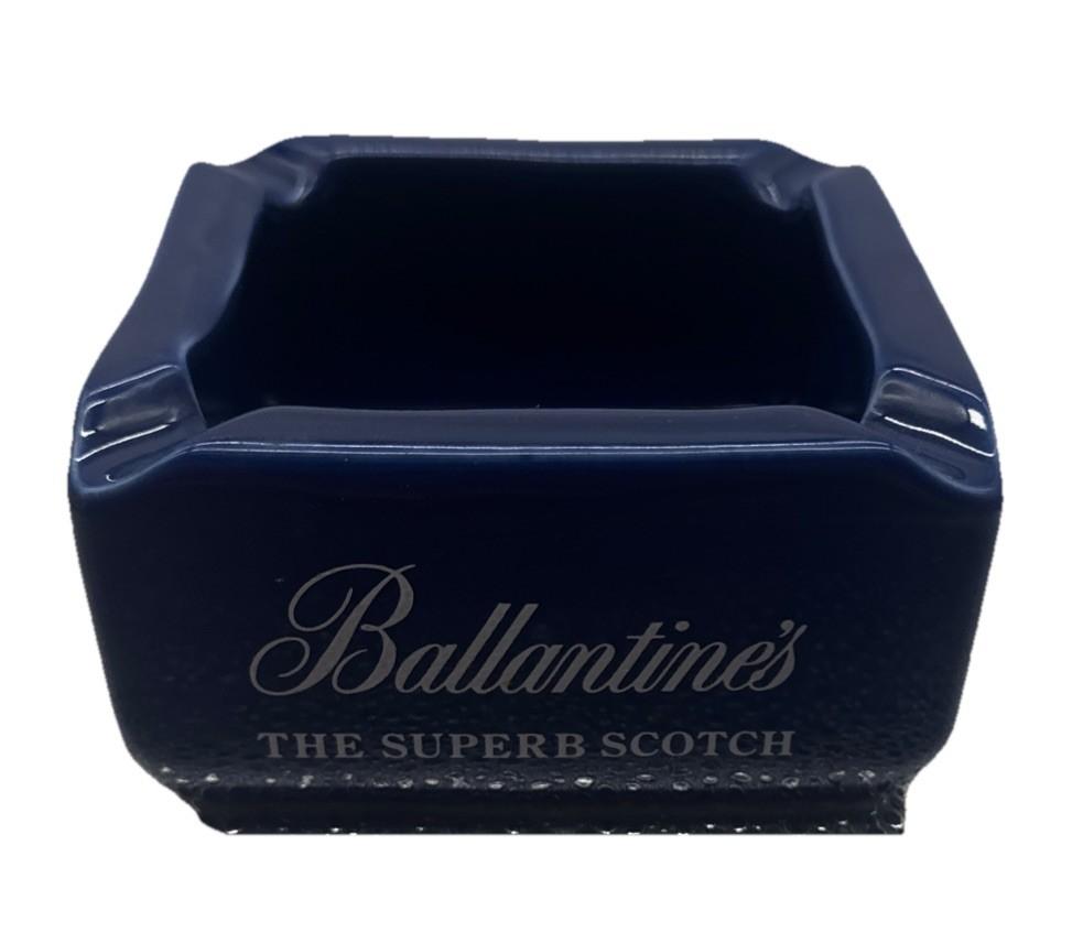 VINTAGE CERAMIC BLUE BALLANTINES THE SUPERB SCOTCH ASH TRAY 11cm (9424)