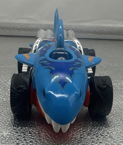 Hot Wheels 9" Monster Action Sharkcruiser Lights Up Moves Makes Noises 9461