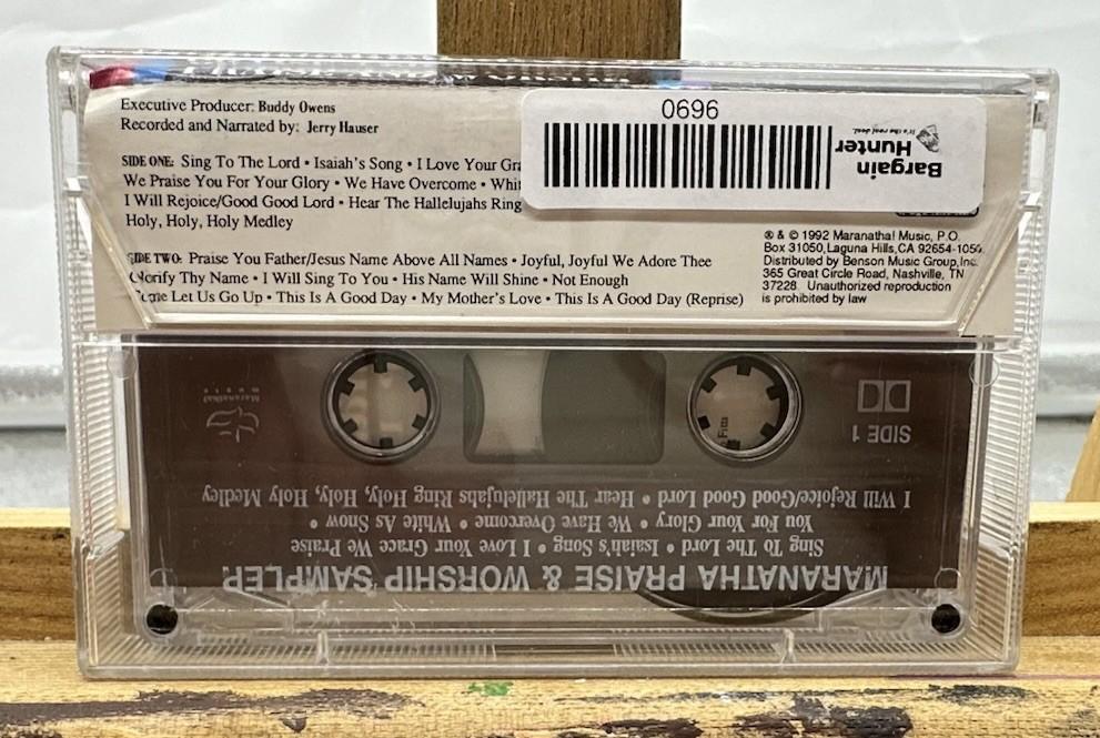 America's Favorite Praise And Worship Cassette Tape In Good Condition 9690
