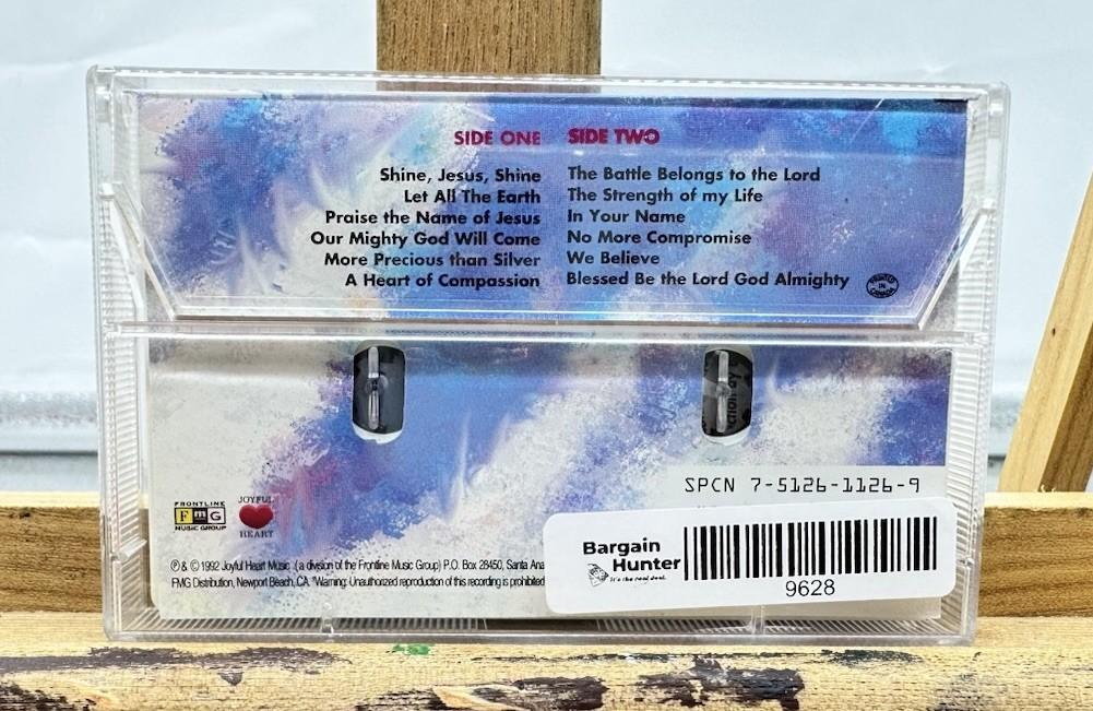 Breakaway Praise Cassette Tape In Good Condition 9628
